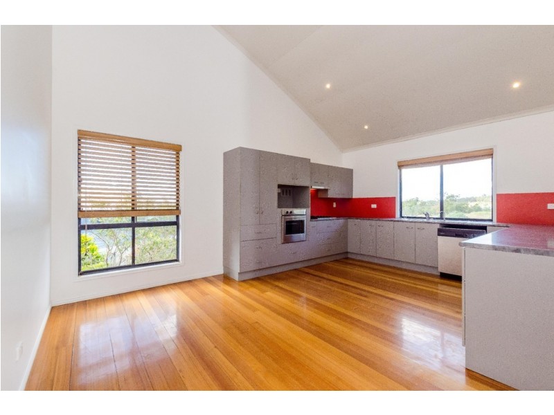 18 Llewellyn Close, Clinton QLD 4680