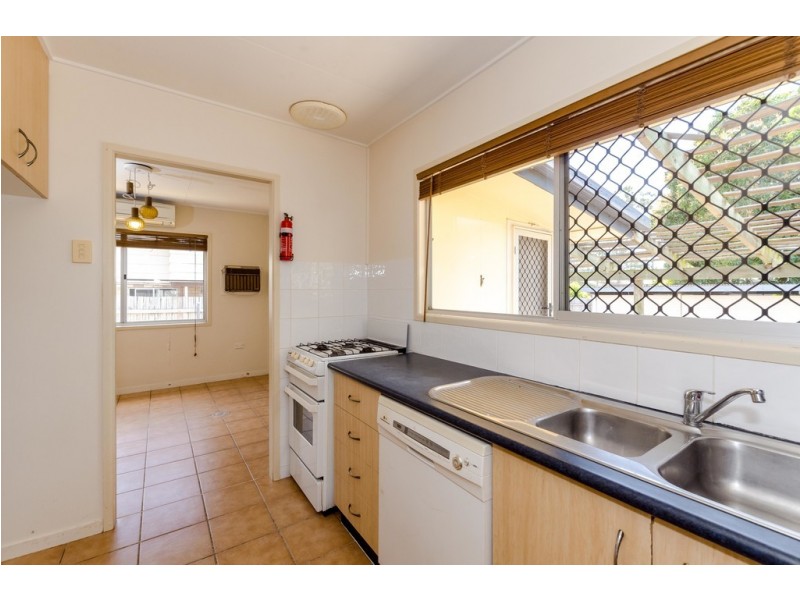 6 Wilson Street, New Auckland QLD 4680