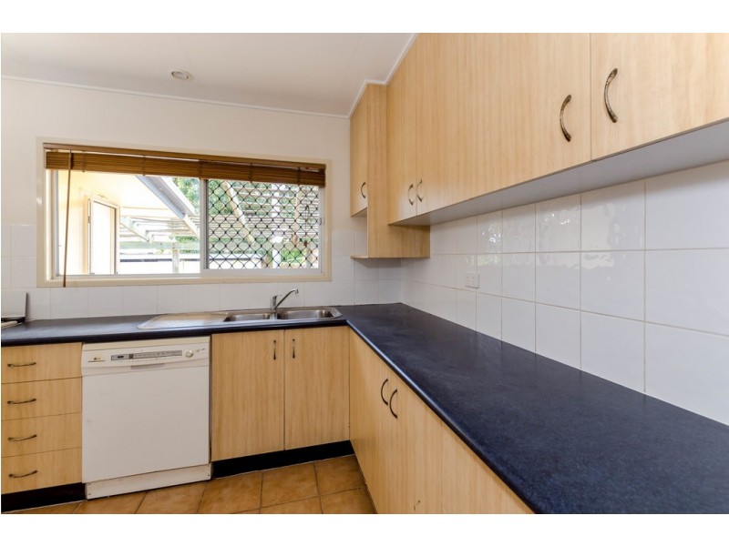 6 Wilson Street, New Auckland QLD 4680