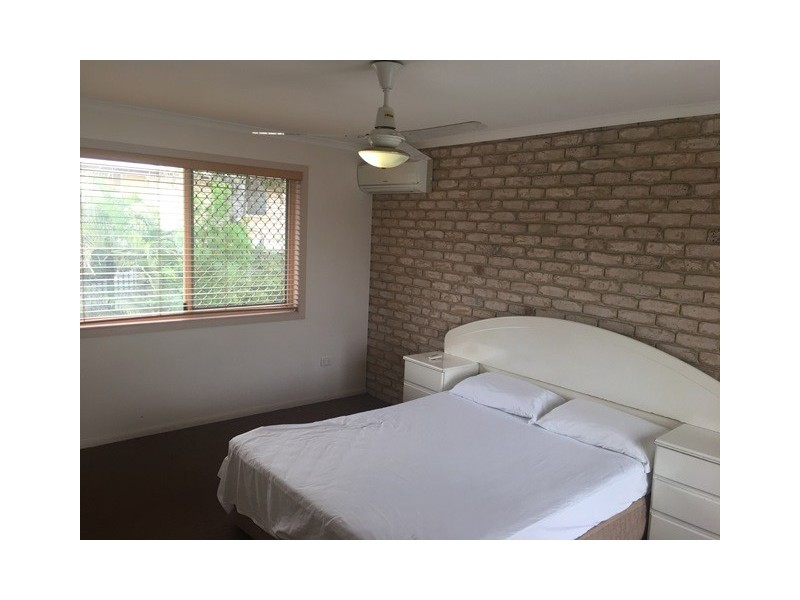 1/6 View Street, West Gladstone QLD 4680