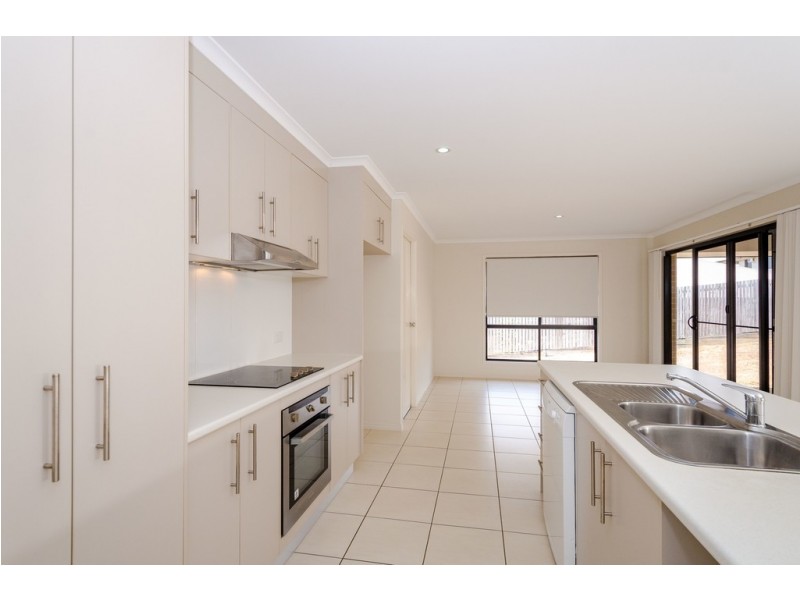 8 Hatfree Court, Calliope QLD 4680