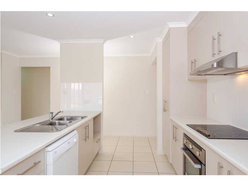 8 Hatfree Court, Calliope QLD 4680