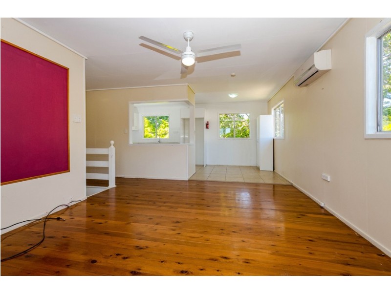 6 Potter Street, Clinton QLD 4680