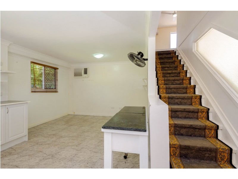 6 Potter Street, Clinton QLD 4680
