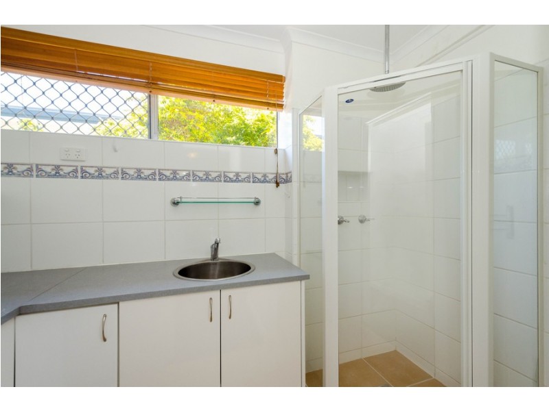 6 Potter Street, Clinton QLD 4680