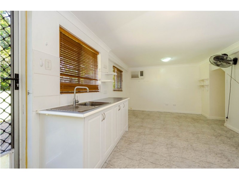 6 Potter Street, Clinton QLD 4680