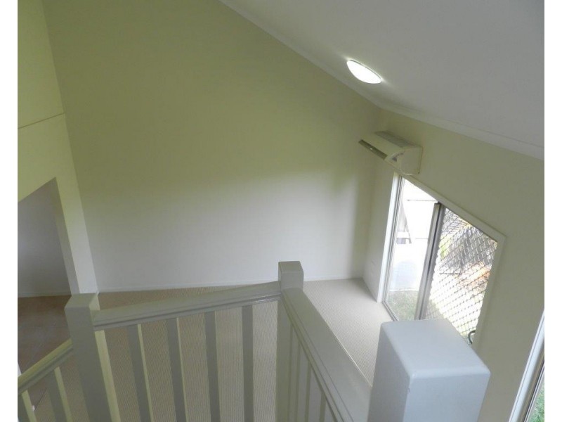 16/1 Michel Place, Telina QLD 4680