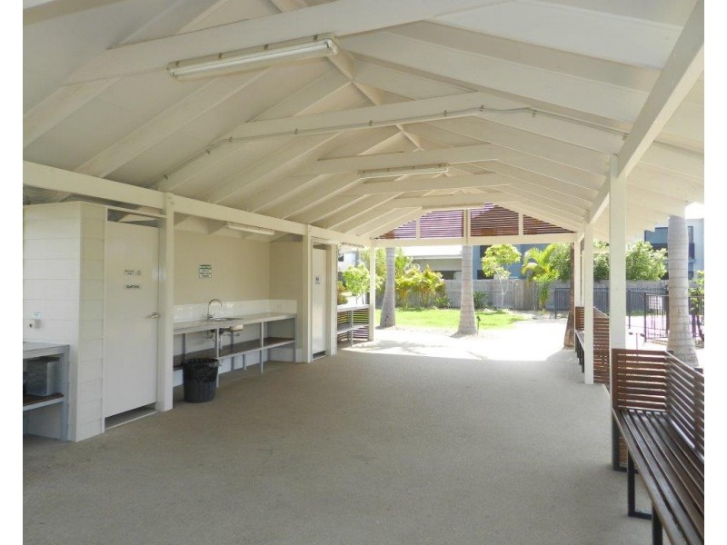 16/1 Michel Place, Telina QLD 4680