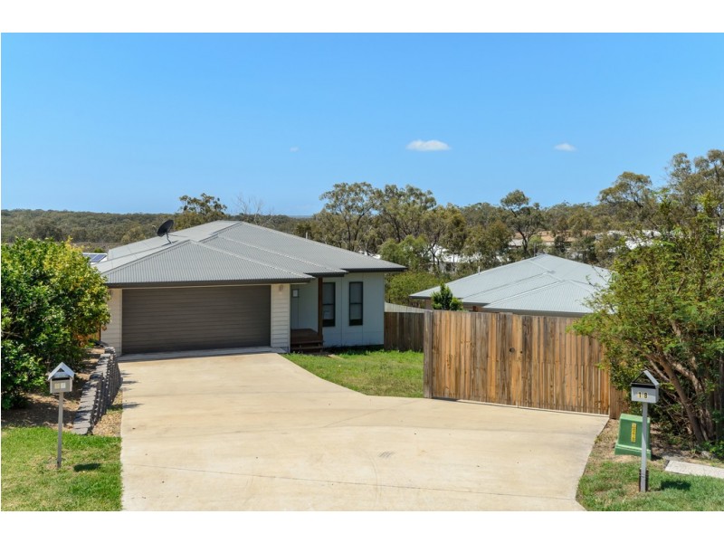 17 Panorama Court, Glen Eden QLD 4680