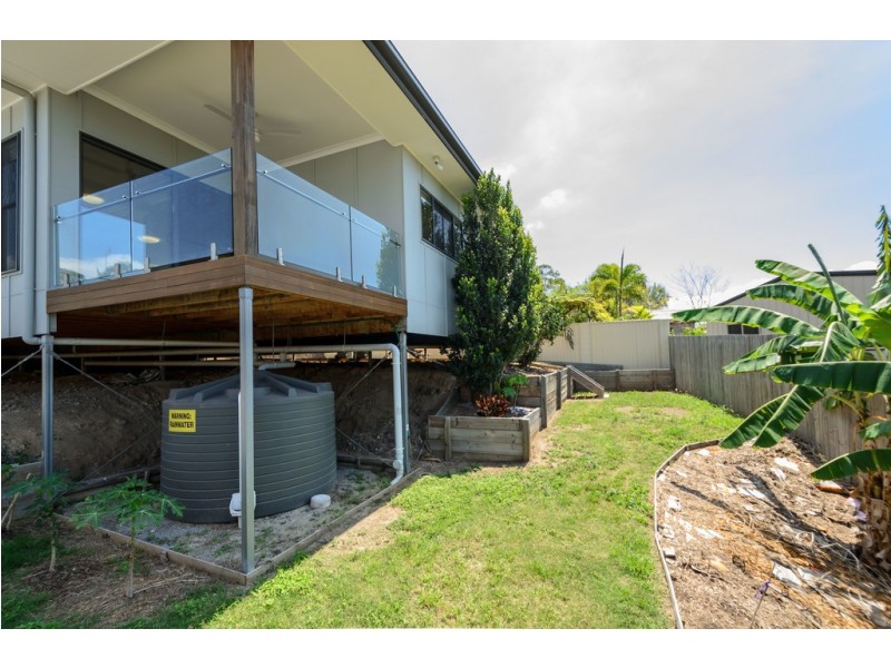 17 Panorama Court, Glen Eden QLD 4680