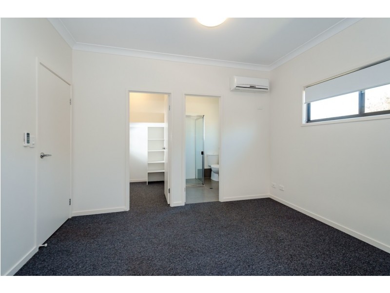 17 Panorama Court, Glen Eden QLD 4680