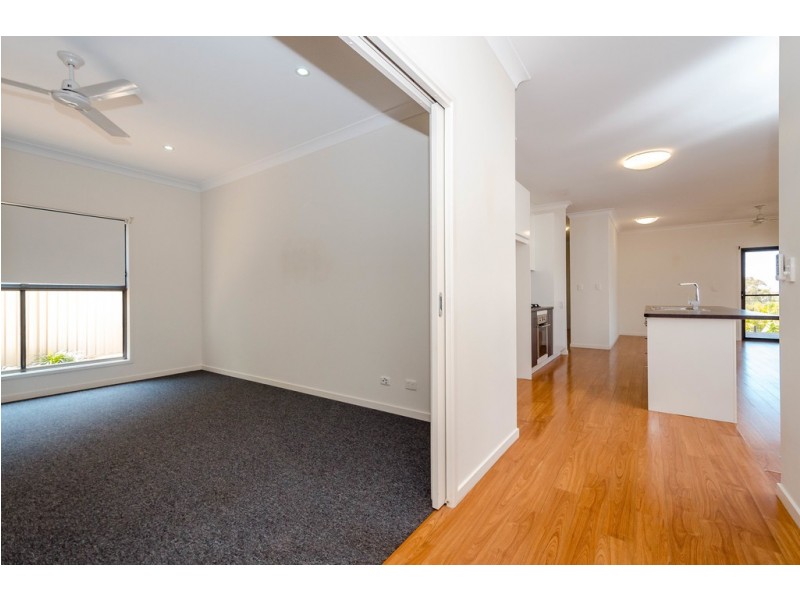 17 Panorama Court, Glen Eden QLD 4680