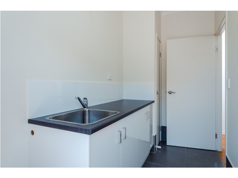 17 Panorama Court, Glen Eden QLD 4680