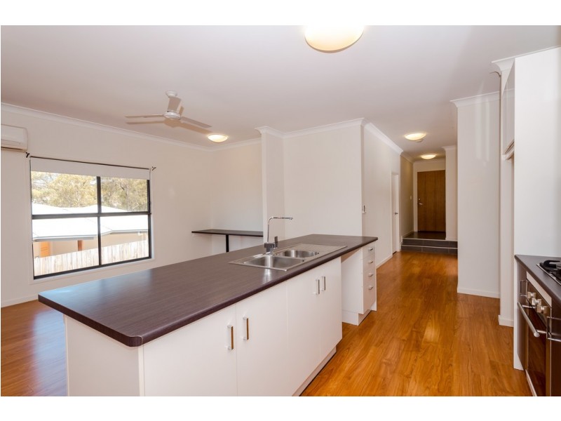 17 Panorama Court, Glen Eden QLD 4680