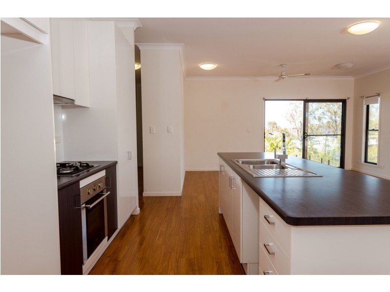 17 Panorama Court, Glen Eden QLD 4680