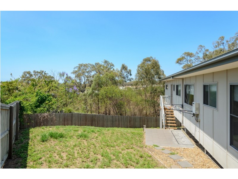 18 Panorama Court, Glen Eden QLD 4680