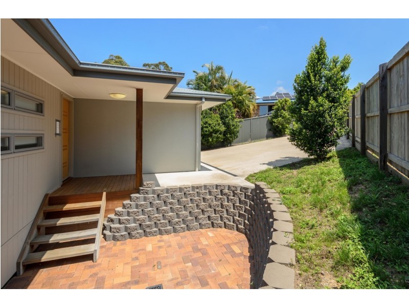 18 Panorama Court, Glen Eden QLD 4680