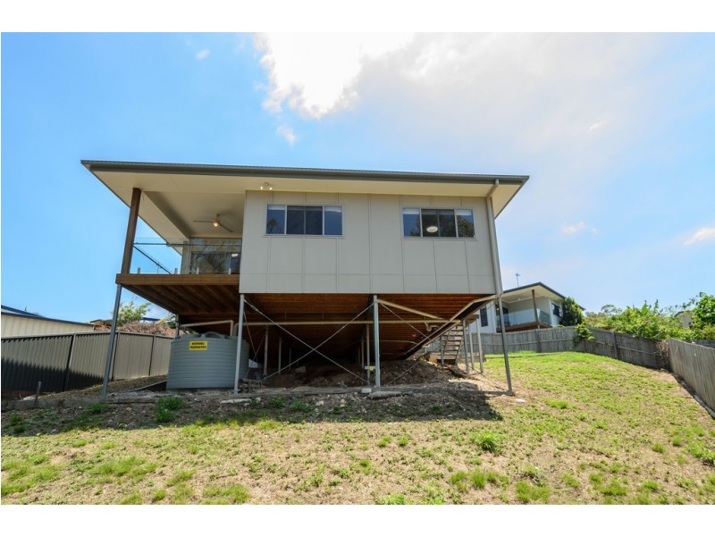 18 Panorama Court, Glen Eden QLD 4680
