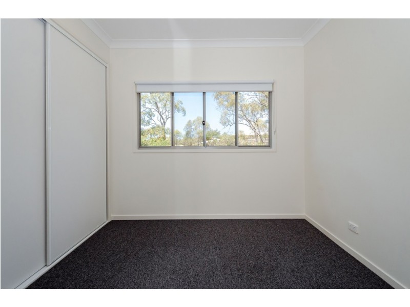 18 Panorama Court, Glen Eden QLD 4680