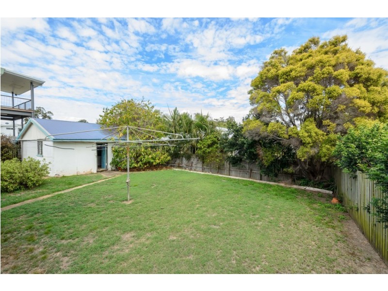 25 BOLES STREET, West Gladstone QLD 4680