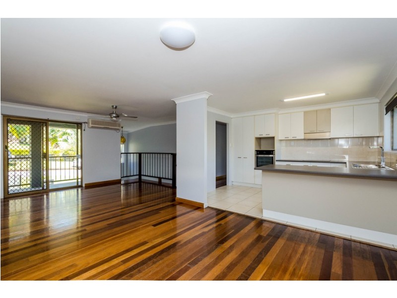 13 Holland St, West Gladstone QLD 4680