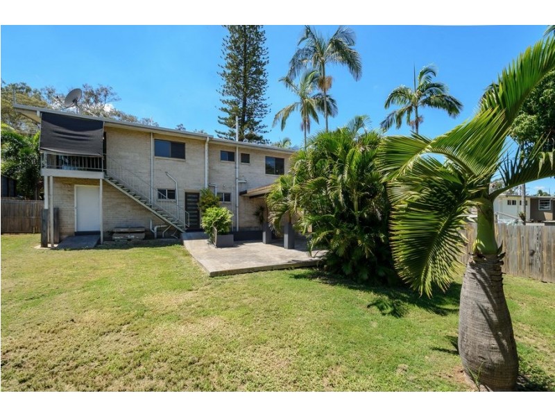 13 Holland St, West Gladstone QLD 4680