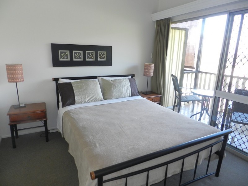 2/9 Lord St, Gladstone QLD 4680