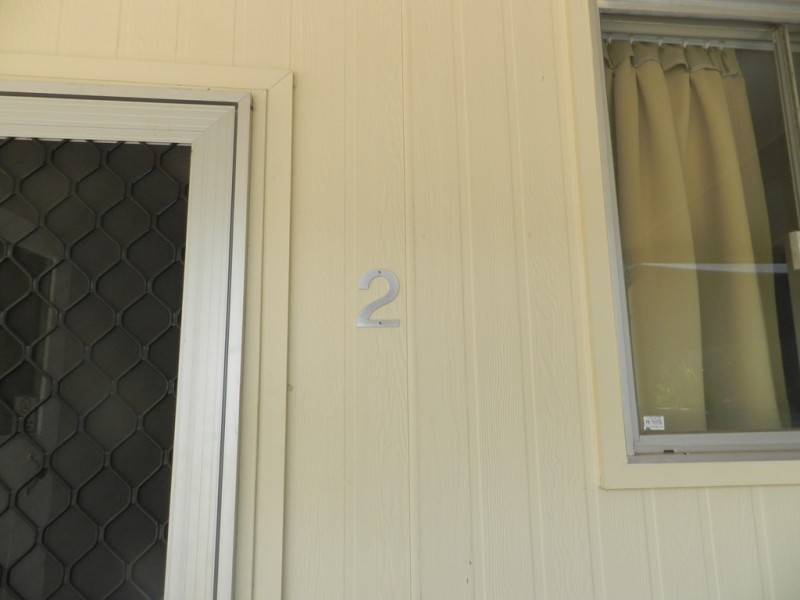 2/9 Lord St, Gladstone QLD 4680