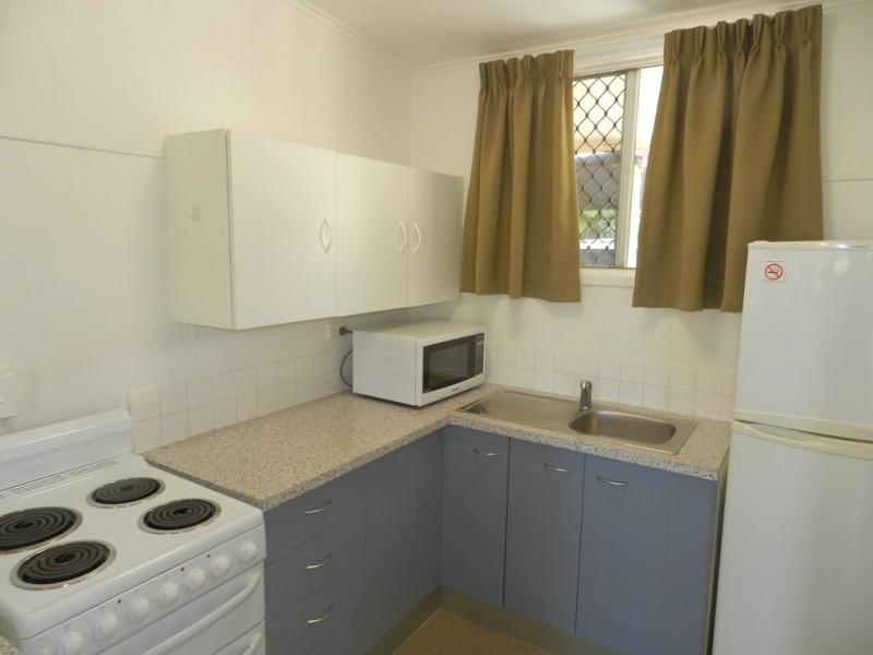 2/9 Lord St, Gladstone QLD 4680