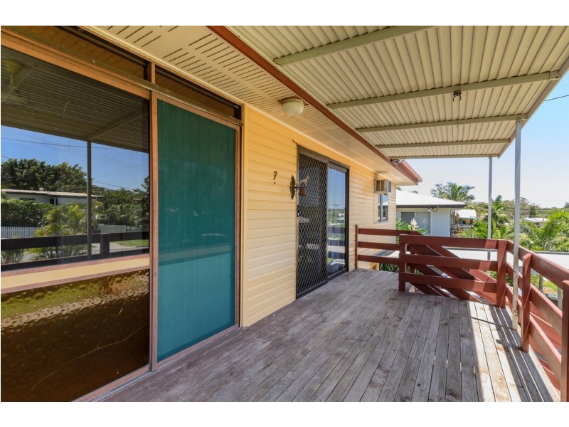 7 Harlequin Street, Toolooa QLD 4680