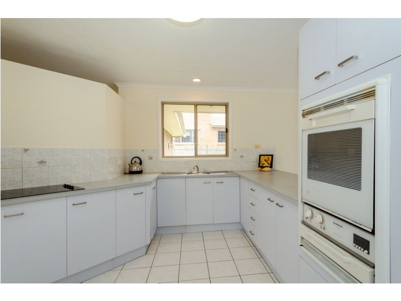 108 J HICKEY AVENUE, Clinton QLD 4680