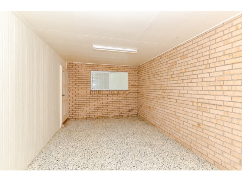 9 Beak Street, New Auckland QLD 4680