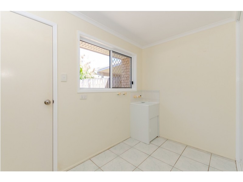 9 Beak Street, New Auckland QLD 4680