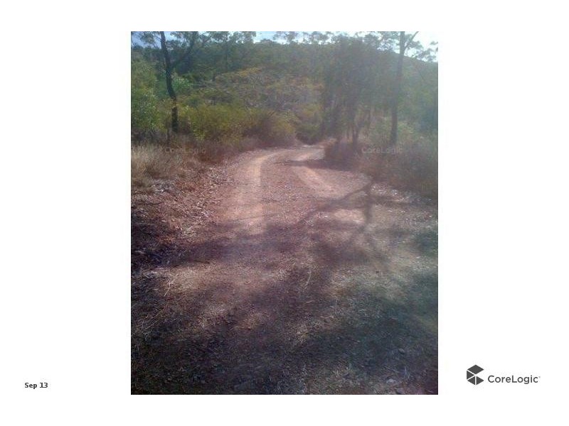 40 Robertson Road, Mount Larcom QLD 4695