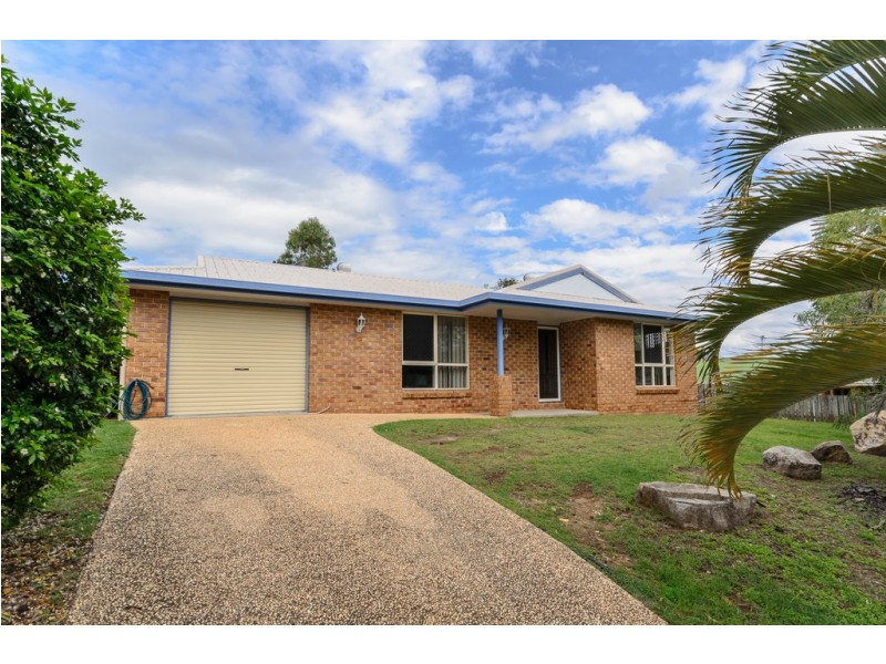 18 Curtis Avenue, Boyne Island QLD 4680