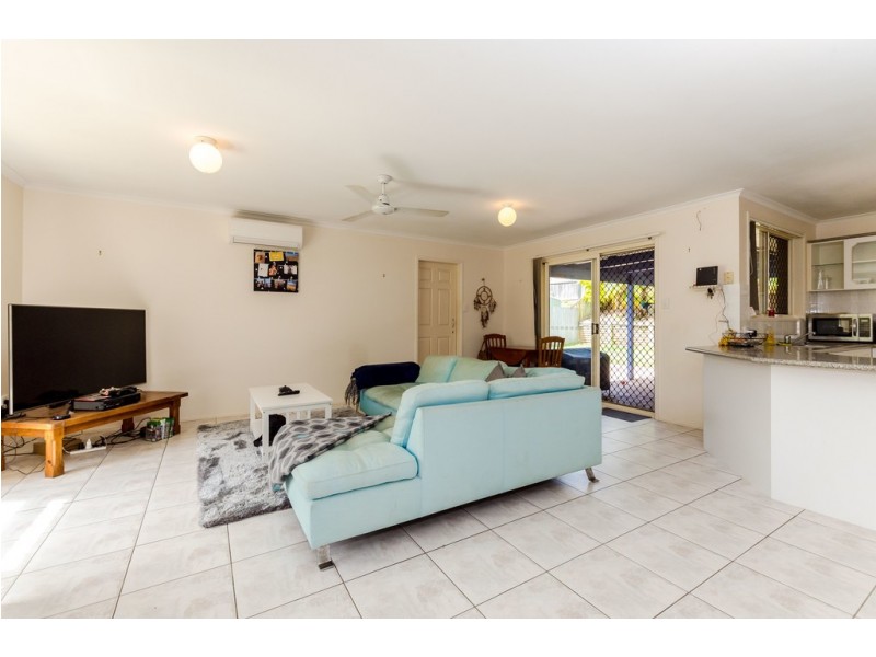 18 Curtis Avenue, Boyne Island QLD 4680
