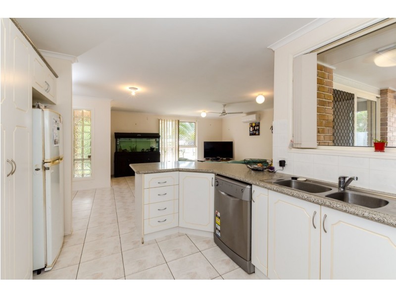 18 Curtis Avenue, Boyne Island QLD 4680