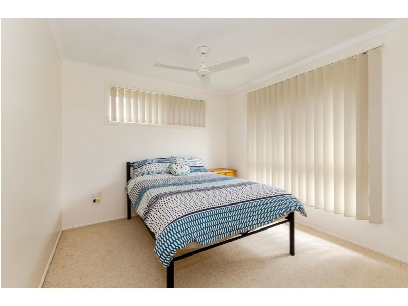 18 Curtis Avenue, Boyne Island QLD 4680