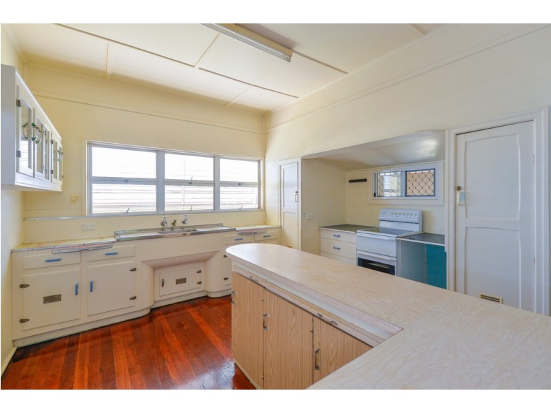 267 AUCKLAND STREET, South Gladstone QLD 4680