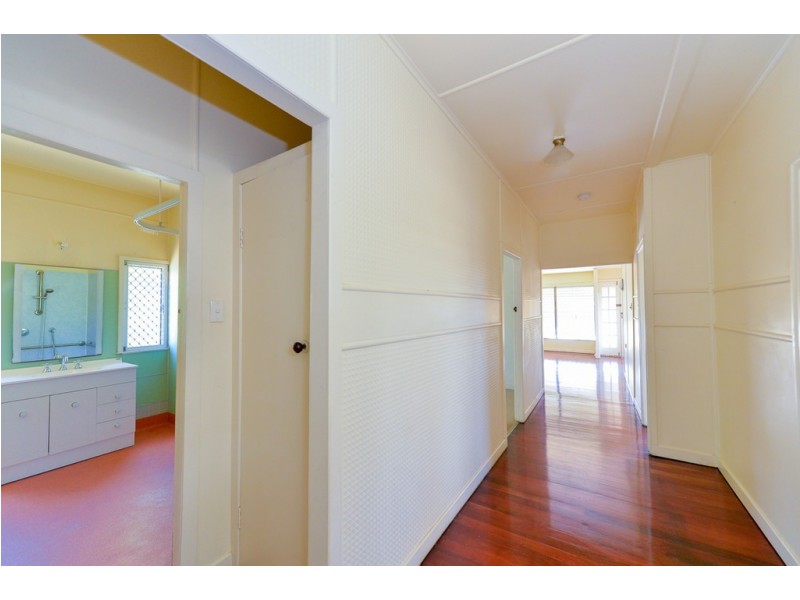 267 AUCKLAND STREET, South Gladstone QLD 4680