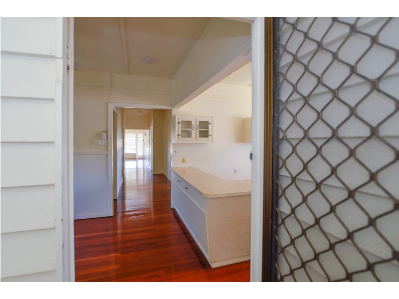 267 AUCKLAND STREET, South Gladstone QLD 4680