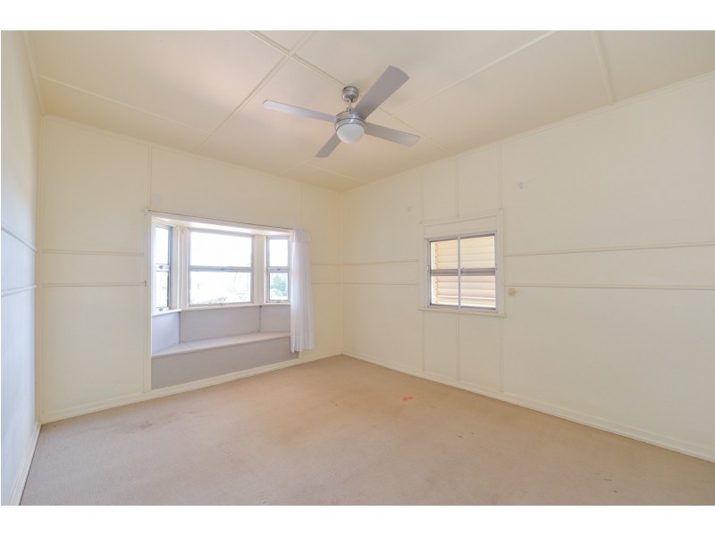 267 AUCKLAND STREET, South Gladstone QLD 4680