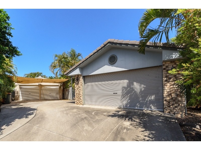 8 Rosemount Place, New Auckland QLD 4680