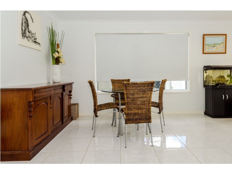 19 BELLBIRD CIRCUIT, New Auckland QLD 4680