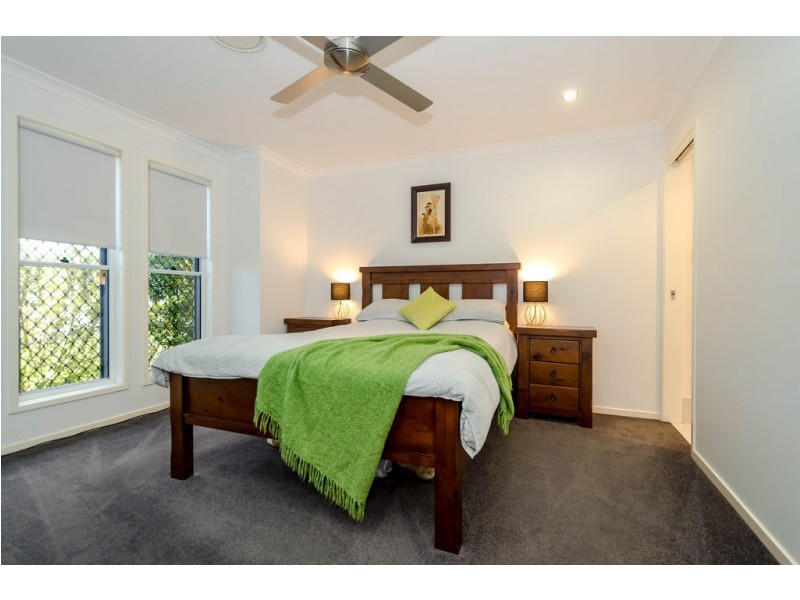 19 BELLBIRD CIRCUIT, New Auckland QLD 4680