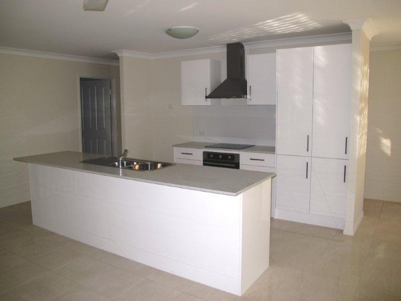34 STONEYBROOK DRIVE, Glen Eden QLD 4680