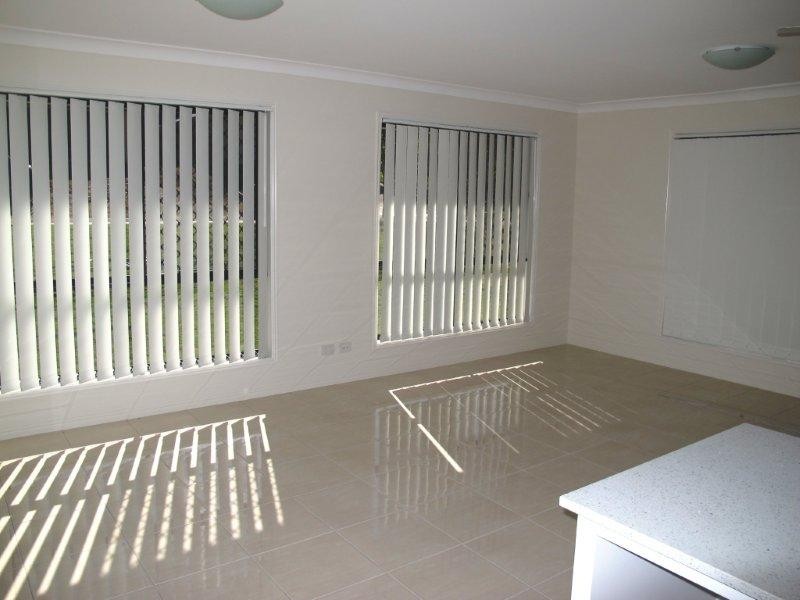 34 STONEYBROOK DRIVE, Glen Eden QLD 4680