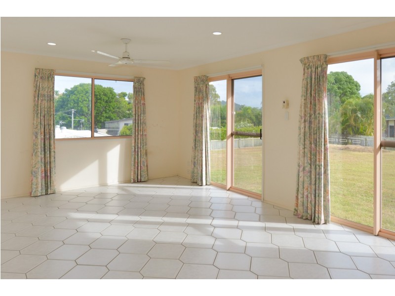 53 DIXON DRIVE, Telina QLD 4680