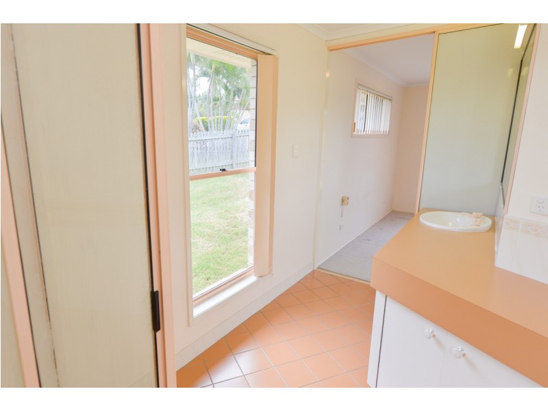 53 DIXON DRIVE, Telina QLD 4680