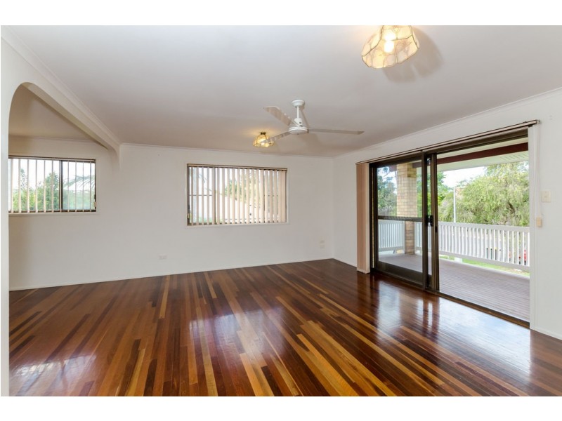 21 GLEN EDEN DRIVE, Glen Eden QLD 4680